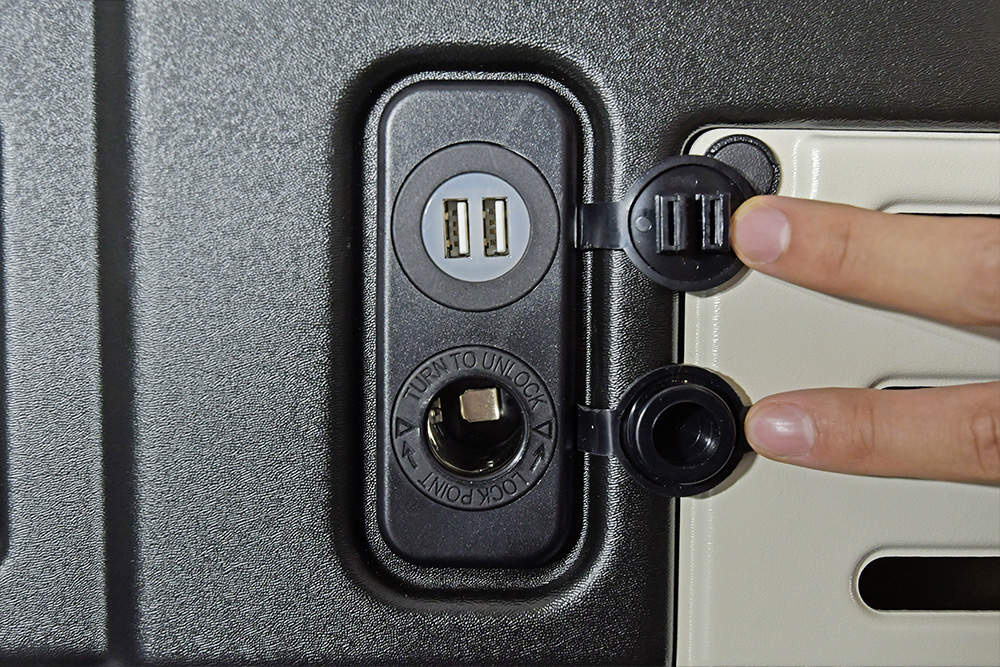 電装BOXトリムセット アトレー[S700V/S710V] ソケット