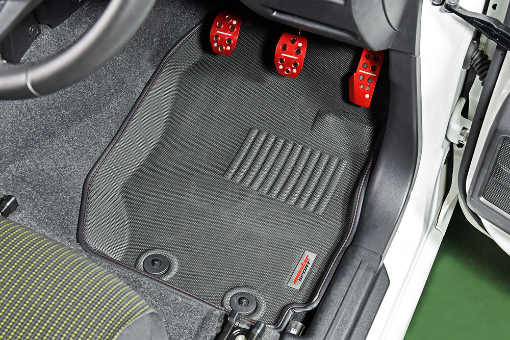 ジムニー JB64W 防水フロアトレイ