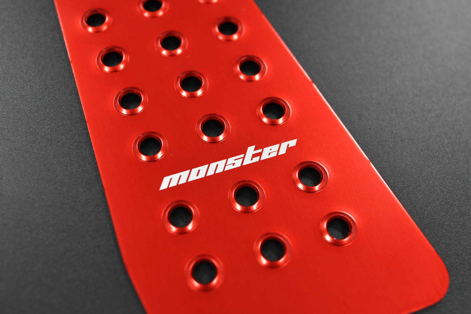 ジムニー JB64W フットレストカバー