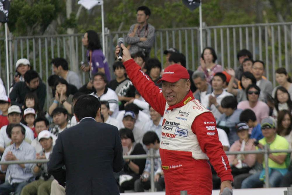 モータースポーツジャパン2010 フェスティバル in お台場  モンスター田嶋がパイクスピーク5連覇凱旋デモラン！